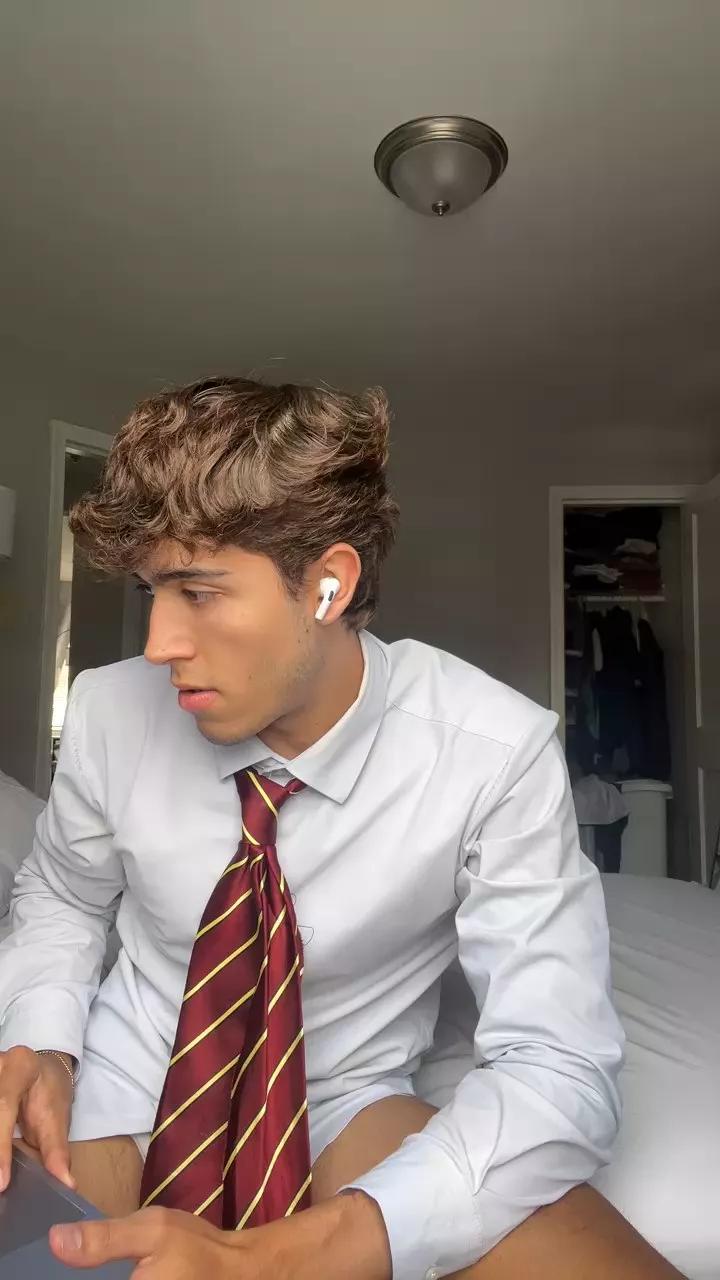 Youngmiko_444 on Cam4 