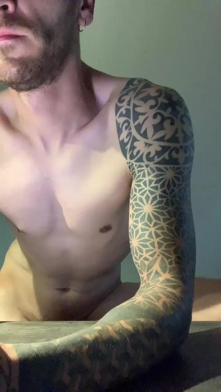 yron90 on Cam4 