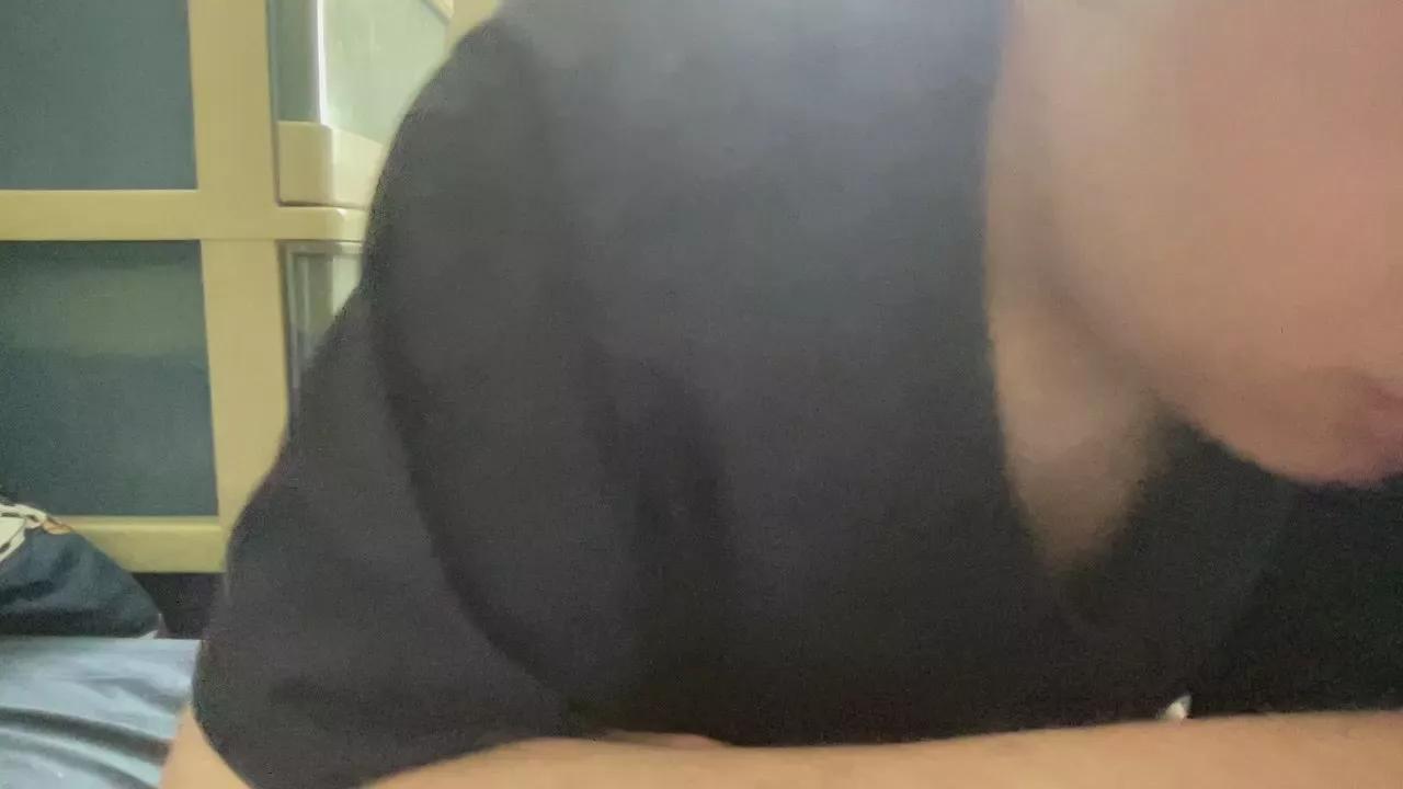 Zhengyang on Cam4 