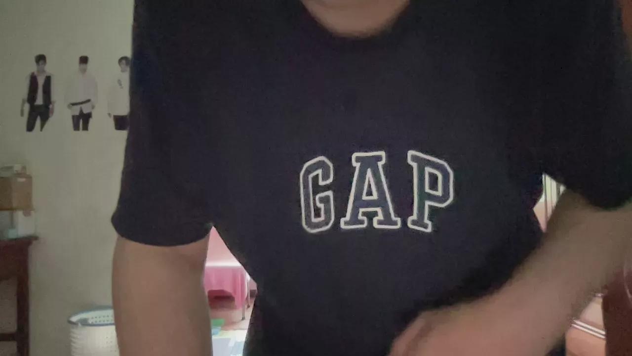 Zhengyang on Cam4 