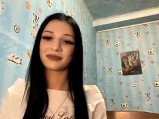 anndesormeaux — TOPLESS TIME? [98 tokens remaining]