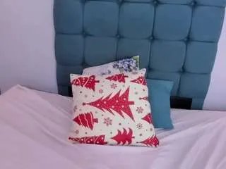 claudiacole — lovense ON goal- torture me pussy hard -#deepthroat#curvy #latina#bigass#anal#natural#squirt [99 tokens remaining]