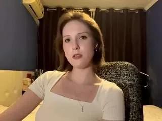 ingeborgholesovsky — raise the top a little show underboobs! [47 tokens remaining]