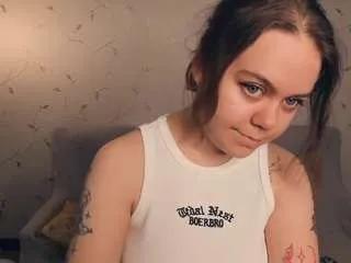 mechellelyter — Lick my lips [20 tokens remaining]