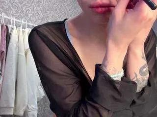 vivienhurtz — Suck sweet dick [41 tokens remaining]