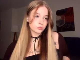 zoegarcia — Make my sweet ass red [111 tokens remaining]