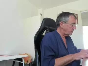 200gentleman on Chaturbate 