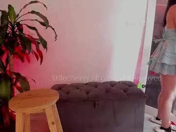 _littlecherryy_ on Chaturbate