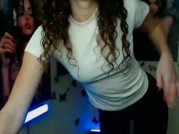 _megasta — doggy in panties [87 tokens remaining]