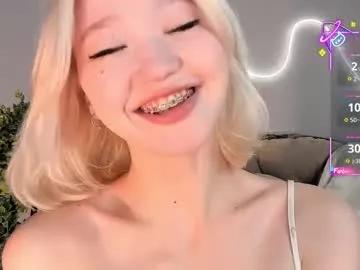 _milli_sun on Chaturbate