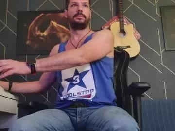 aaronbomer on Chaturbate 