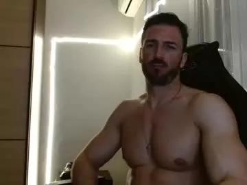 aaront0pmuscles on Chaturbate 