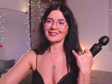 adelina_shine on Chaturbate 