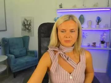 agathaklouin on Chaturbate