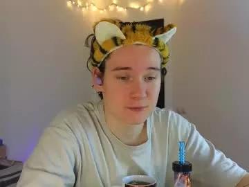 alex_candy_pump on Chaturbate