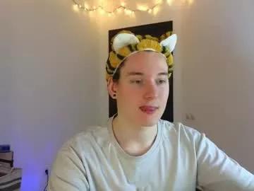 alex_candy_pump on Chaturbate