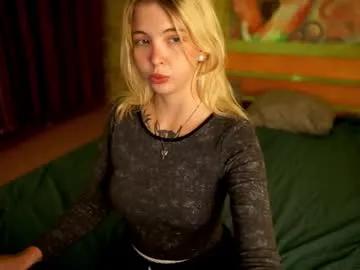 allison_cuty — GOAL: Topless [500 tokens remaining] Welcome to my room! #young #lovense #feet