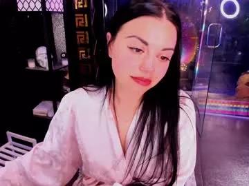 alma_pearl on Chaturbate