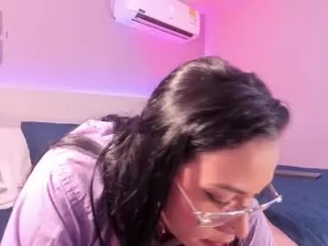 ambercollinns on Chaturbate