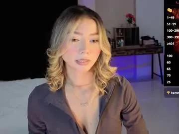 amelieaxie on Chaturbate 