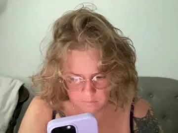 angeloflight273360 — BE WHO YOU ARE  QUEEF QUEEN  #natural #lesbian #strawberryblonde   #tattoos #bigboobs