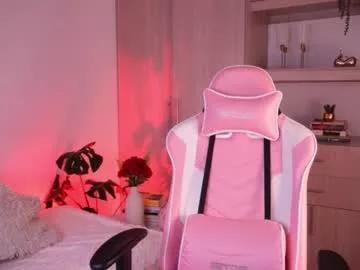 annie_evans24 on Chaturbate