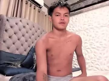 asianhugescott on Chaturbate 