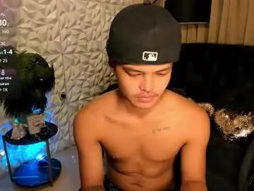 asianhugescott on Chaturbate 