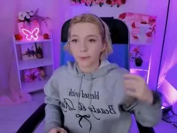 aurorawrenfield — GOAL: be my king [1486 tokens remaining]   #18  #nonude #cute #blonde #young