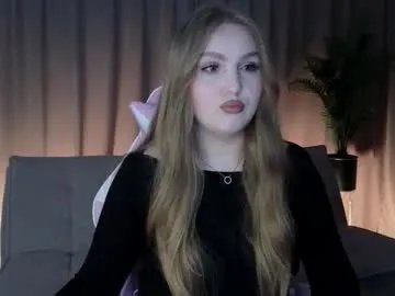 avabitoni model from cb