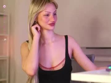 babeholly on Chaturbate