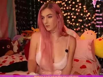 bellabearts on Chaturbate