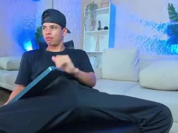 benjamin_more on Chaturbate