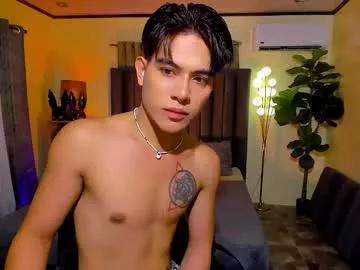 Freechat bentlyfuck on Chaturbate