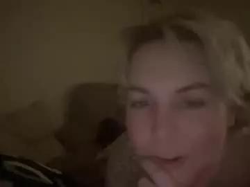 Away blondejj on Chaturbate