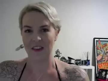Away blondejj on Chaturbate