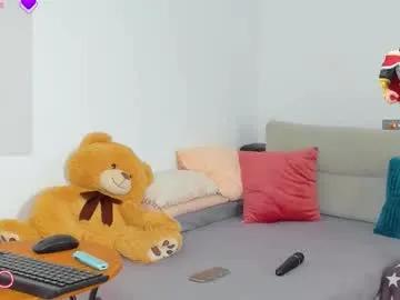 calypsosquirt on Chaturbate