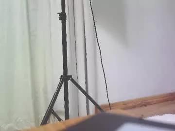 carolinesampaio on Chaturbate