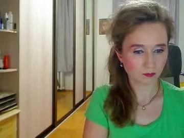 classyinna on Chaturbate