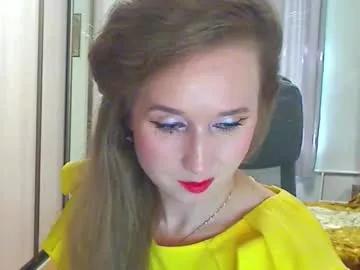 classyinna on Chaturbate