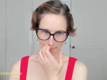 cuddlingbunnny on Chaturbate 