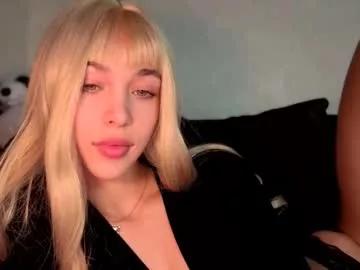 cutieeeeva on Chaturbate 