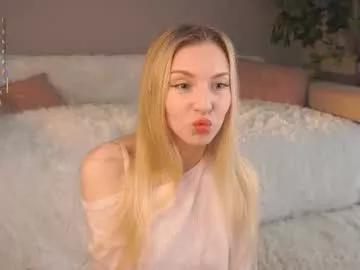 darlinechapel on Chaturbate 