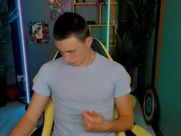 david__diamond — GOAL: take off your t-shirt [164 tokens remaining] Welcome to my room! #young #new #gay #pvt #master
