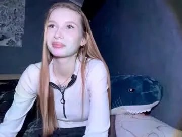 deidraballs — GOAL:  air kiss    Welcome to my room! #18 #new #teen #young #feet [9 tokens remaining]