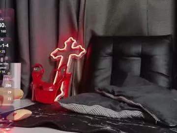 devil_s_bride on Chaturbate