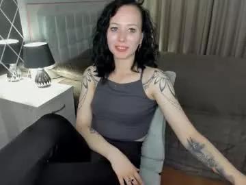 eliseroyalty on Chaturbate