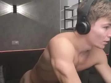 elliot_muscle04 on Chaturbate