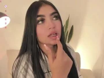 emily_kenner on Chaturbate