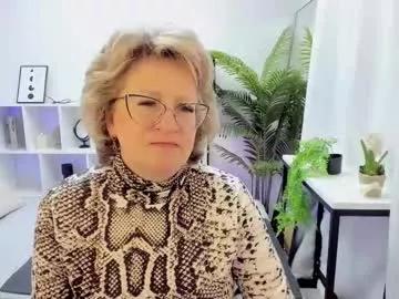 evelynblissful on Chaturbate 